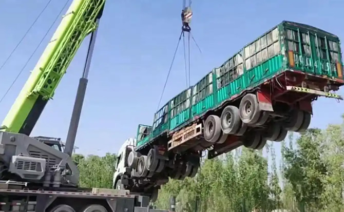 源汇区道路脱困救援案例